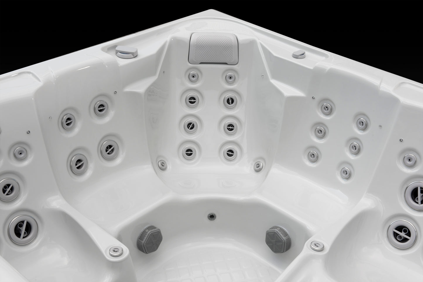 Elite Hot Tub