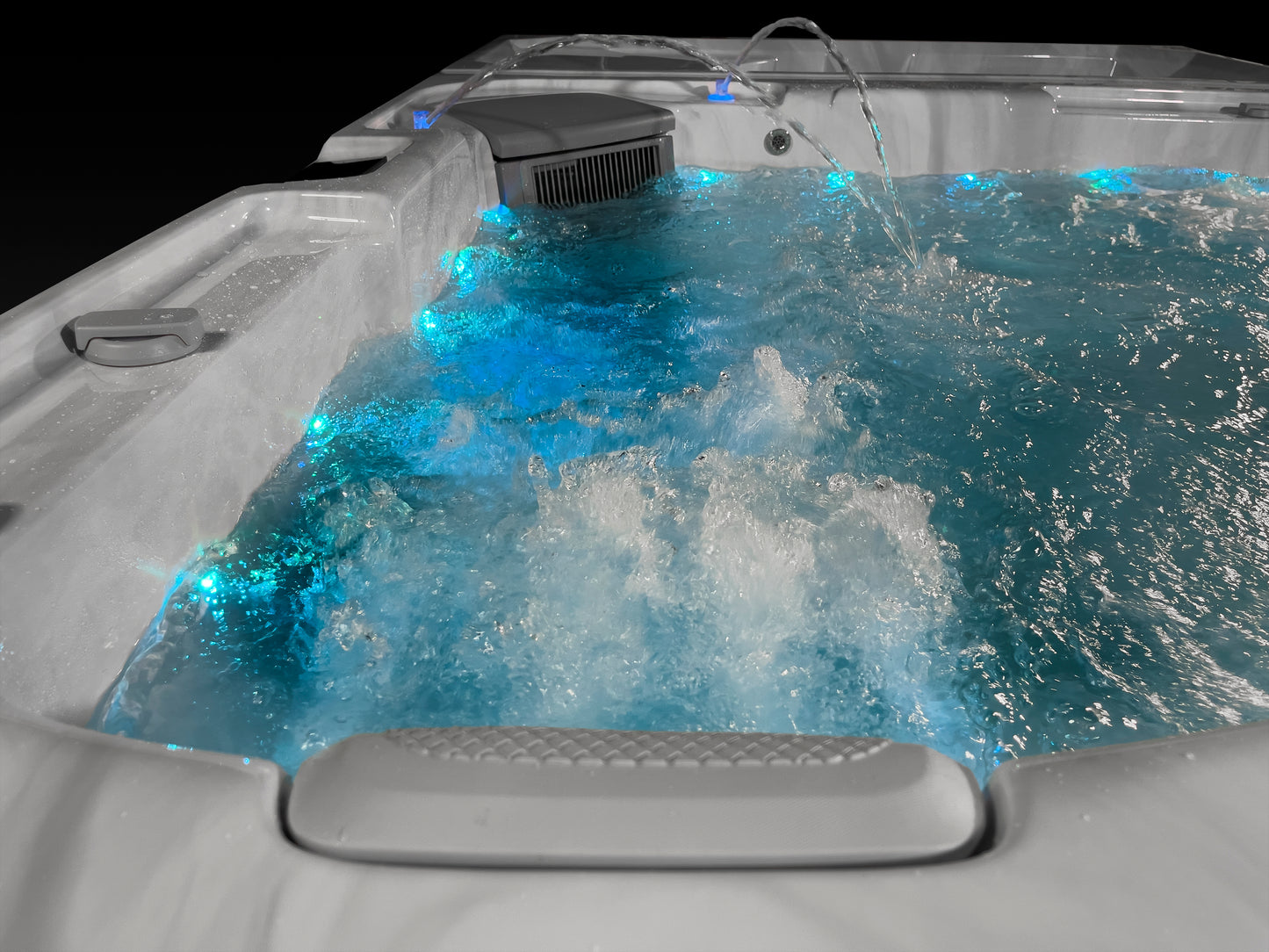 Emerson Elite Plunge