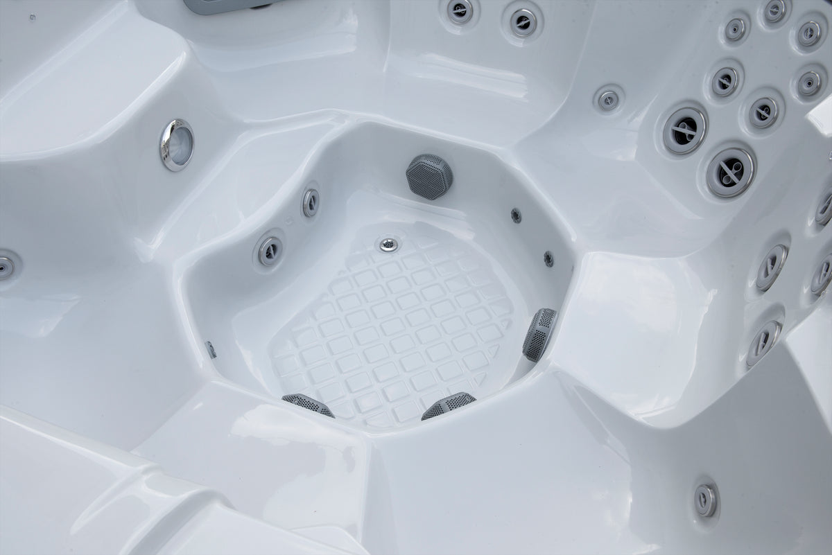 Fusion Hot Tub
