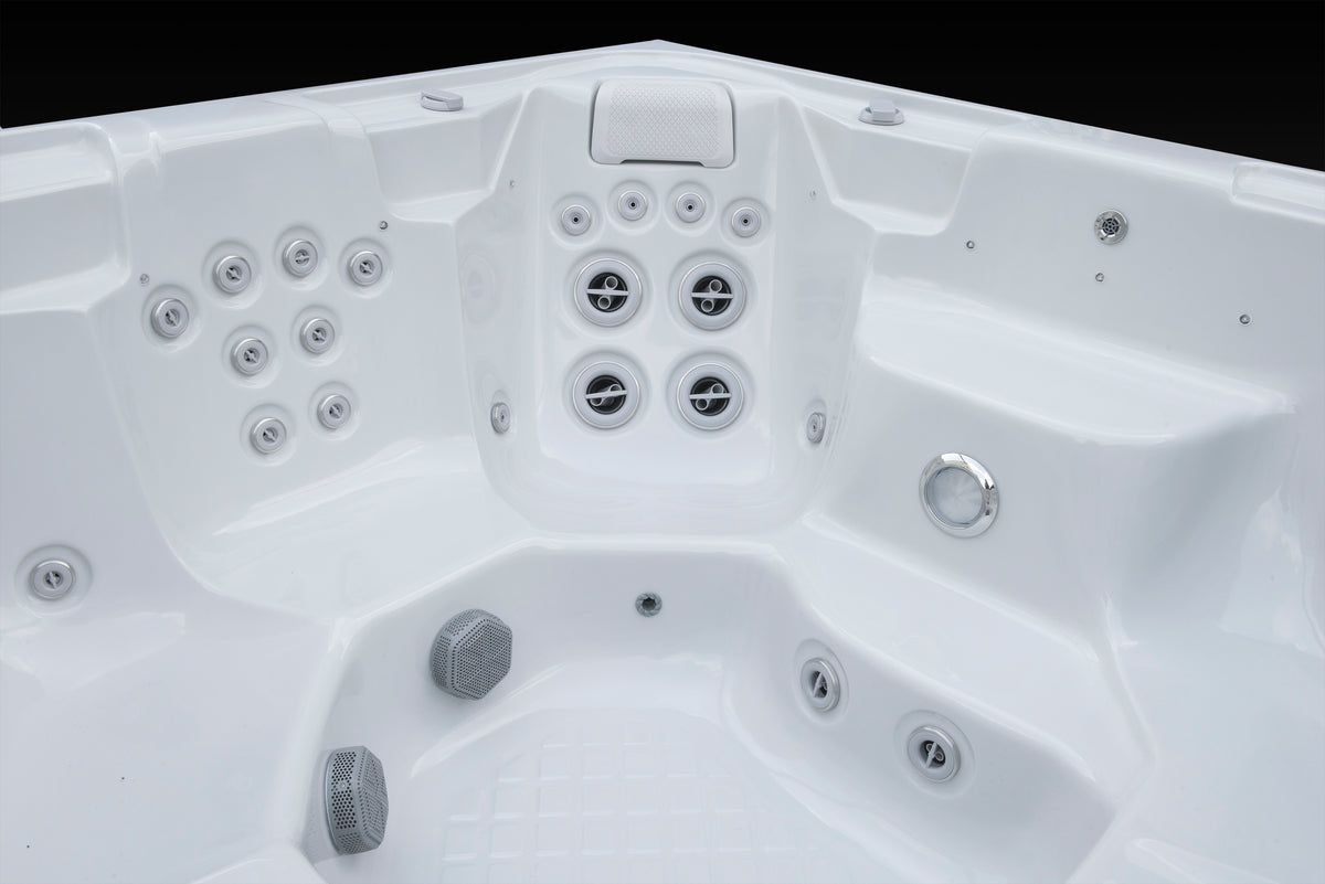 Fusion Hot Tub