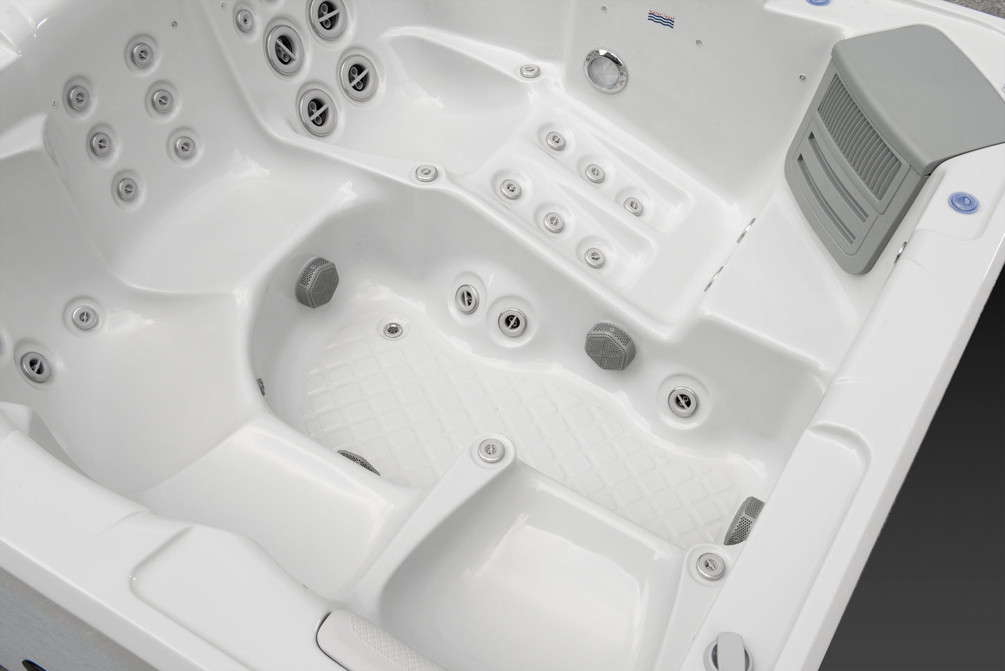 Elite Hot Tub